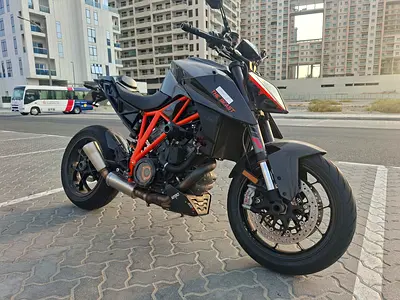 2018 - KTM Super Duke R 1290 - Direct from Owner