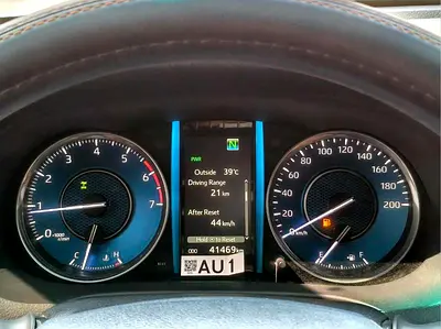2025 Toyota FORTUNER 照片 14