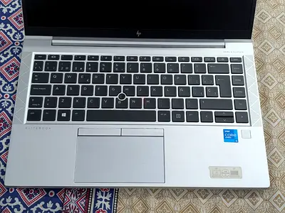 HP EliteBook laptop - Intel Core i5, 14-inch, silver (used)