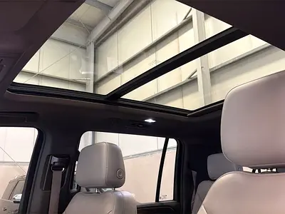2023 Chevrolet SUBURBAN 照片 12