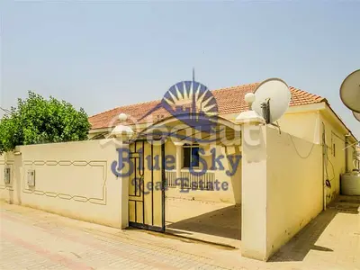 Villa 2 Bedrooms & Hall For Rent Residential Family