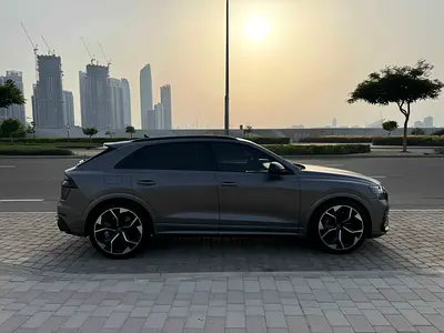 2021 AUDI RS Q8 photo 9