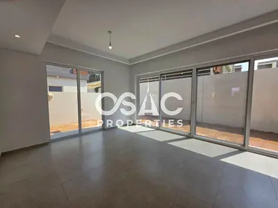Mid Corner 4BR | Verona | Family Townhouse