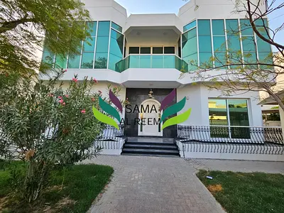 Independent 5Bed Villa | Umm Suqeim 1 | Private Pool & Garden