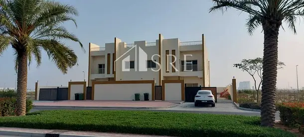 Twin Villas | 10 Bedrooms | Vacant | Available Now