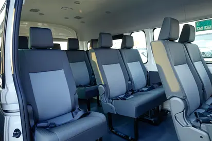صورة 15 لـ 2026 Toyota HIACE