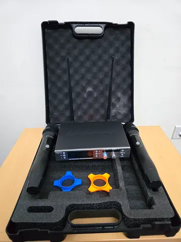 Ultra 1 Wireless Microphone System with Carry Case and Two Handheld Mics