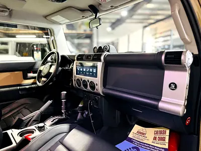2022 Toyota FJ CRUISER photo 11