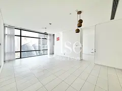 Bright 1BR | Unfurnished | DIFC and Sea View