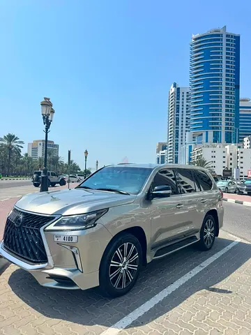 Lexus LX 570 Signature 2019 | GCC Specs | Pristine Condition
