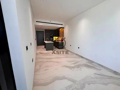 Elegant Living|Equipped Kitchen|Vacant Unit