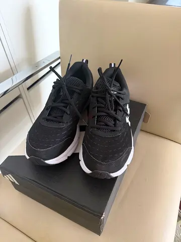 Under armour mens shoes