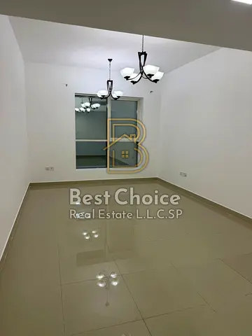 شقه غرفه وصاله للايجار بموقع متميز واطلاله رائعه