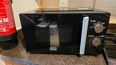 Black & Decker Microwave - very good Working Condition