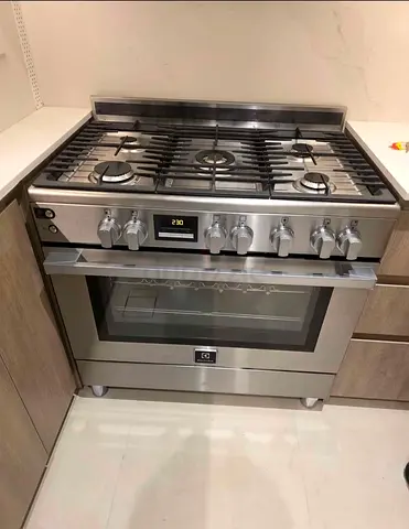 Electrolux Gas Stove 90x60cm