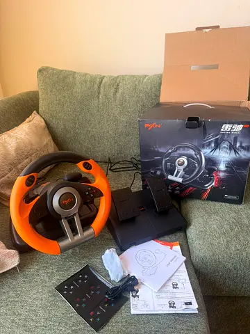 Racing wheel for PlayStation and pc