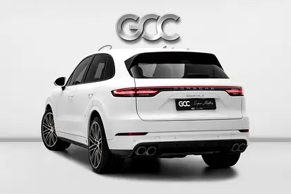 صورة 2 لـ 2020 Porsche CAYENNE