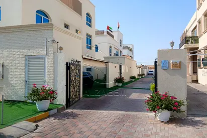 √Spacious Studio | Prime Location | Ready to Move√