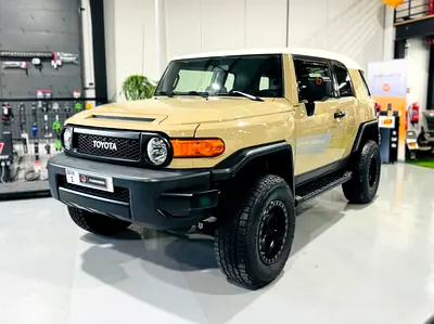 2022 Toyota FJ CRUISER photo 2