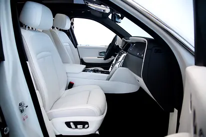 صورة 15 لـ 2019 ROLLS-ROYCE CULLINAN