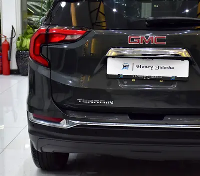 2018 GMC TERRAIN 照片 8
