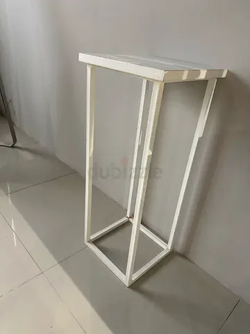 White Metal Frame Side Table/Plant Stand - Minimalist