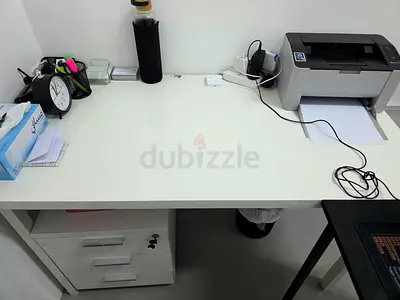 White Office Desk with Drawers - Good Condition