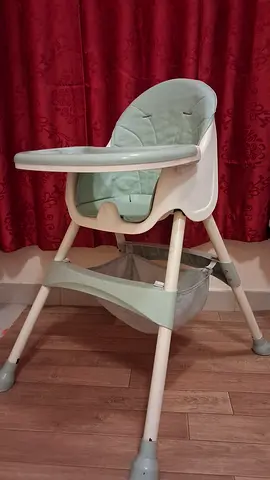Used baby high chair with tray — good condition