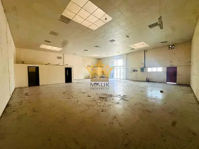 Warehouse With Attached Bathroom & Office In DIP 2