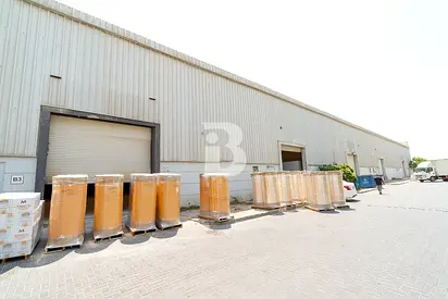 INVESTMENT WAREHOUSE | HIGH ROI | RENTED