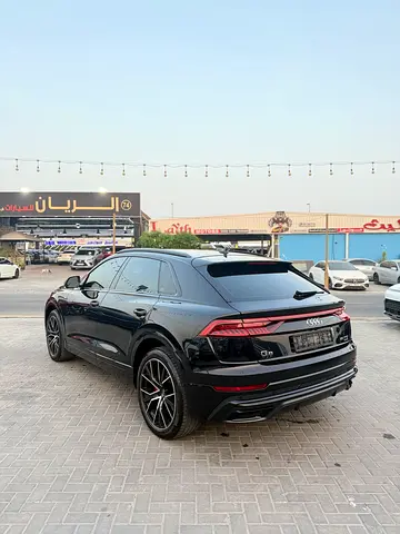 صورة 8 لـ 2020 AUDI Q8