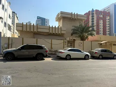 فيلا بالنعيمية 2 عجمان مكونة من 5 غرف وصالة مناسبه للعائلات والشركات سعر مميز