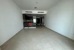 Specious 1BR | Unfurnished | Vacant