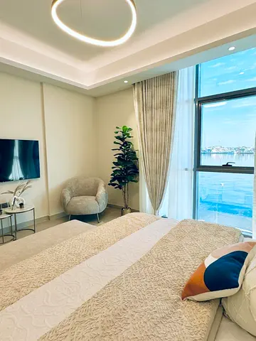 فرصة استثمارية مميزة في قلب كورنيش عجمان داخل برج موجان،
