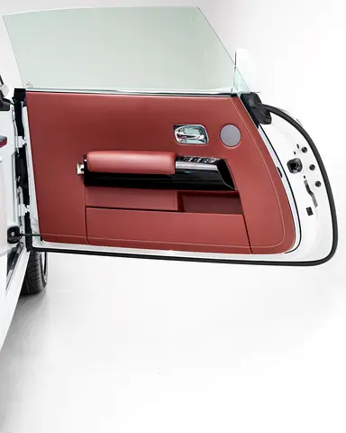 صورة 16 لـ 2015 ROLLS-ROYCE PHANTOM