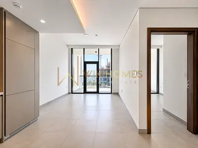 Brand New | High-End Finish | 4 Cheques