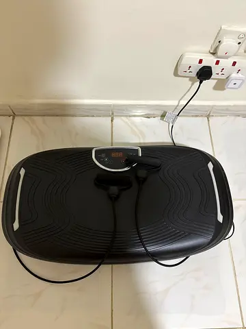 Used whole-body vibration plate machine - compact and functional