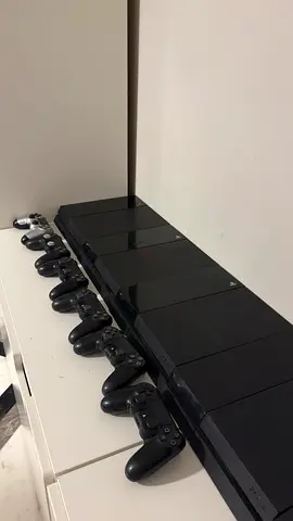 ps4 jailbreak multiple available with controller