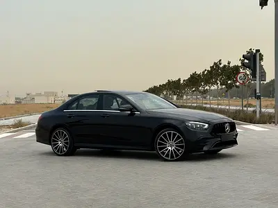 Mercedes-Benz E200 AMG Line 2018 (2022 Facelift) | GCC Specs | 109,000 KM