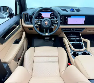 2025 Porsche CAYENNE — миниатюра 8