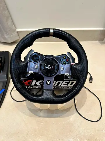 Logitech G920 steering wheel (Xbox/PC) - working condition