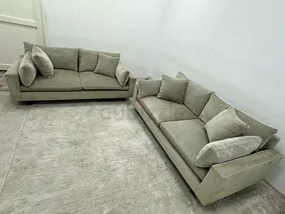 Like new condition west elm 4 seater sofa