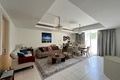 LAKE VIEW | UPGRADED | VACANT FROM JULY