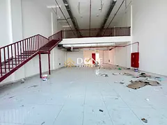 Luxury showrooms 29 kw electricity Mazzine floor Business area ready to move only jest 250k