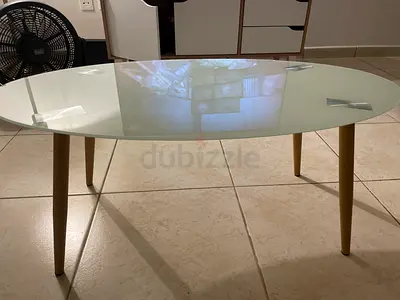 COFFEE TABLE ( Homebox) Glass table
