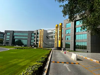Exclusive Retail | Near Building Entrance | Investor Deal