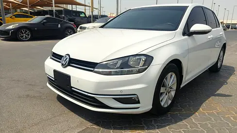 2018 Volkswagen Golf SE | GCC Specs