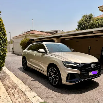 Audi Q8 2022 55 TFSI quattro S line | GCC Specs | Low Mileage