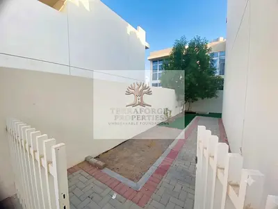 Corner Unit / Huge Garden / Flexible Payment