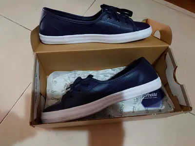 Lacoste woman shoes
